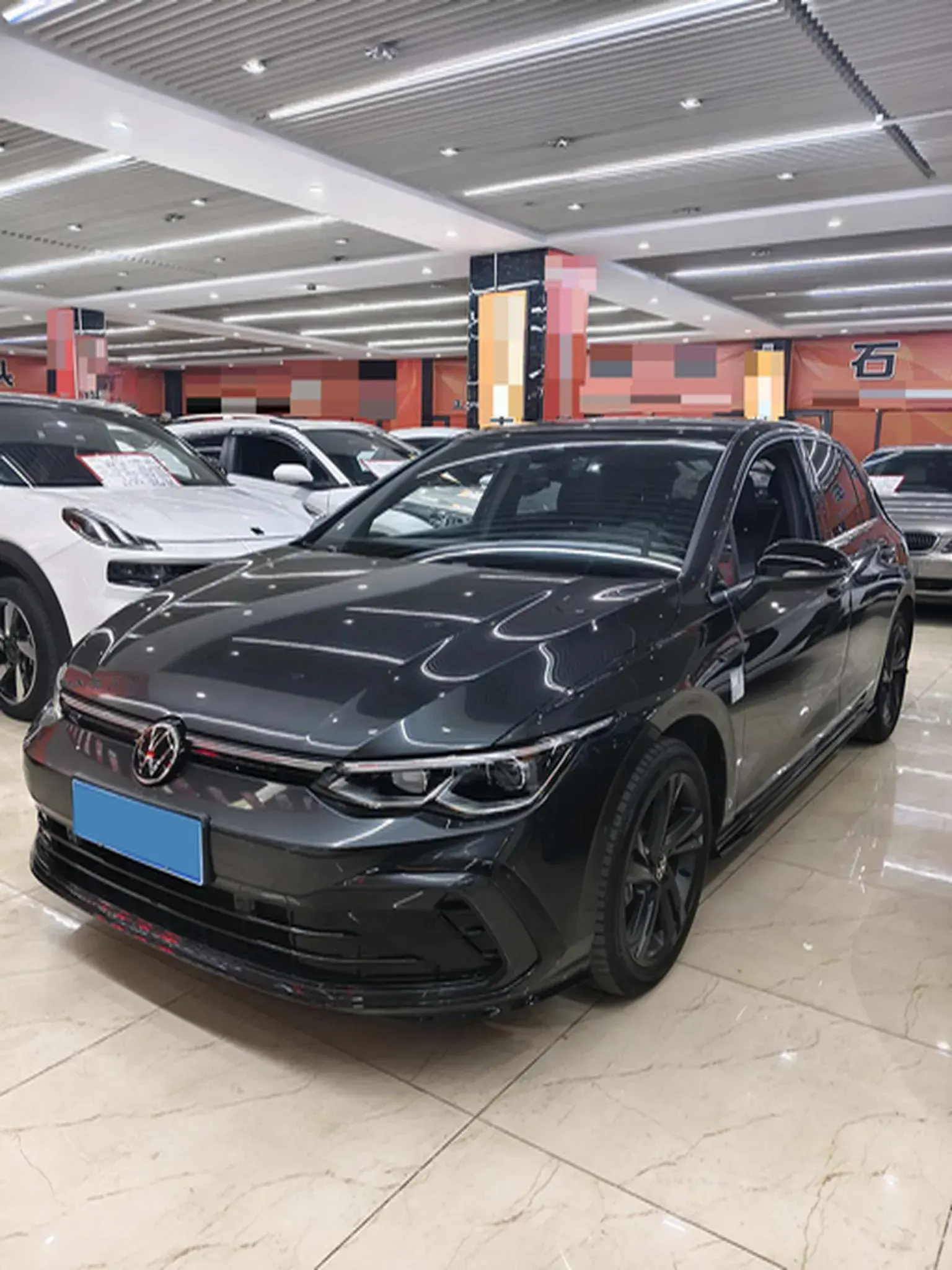 2021 VOLKSWAGEN GOLF view 1