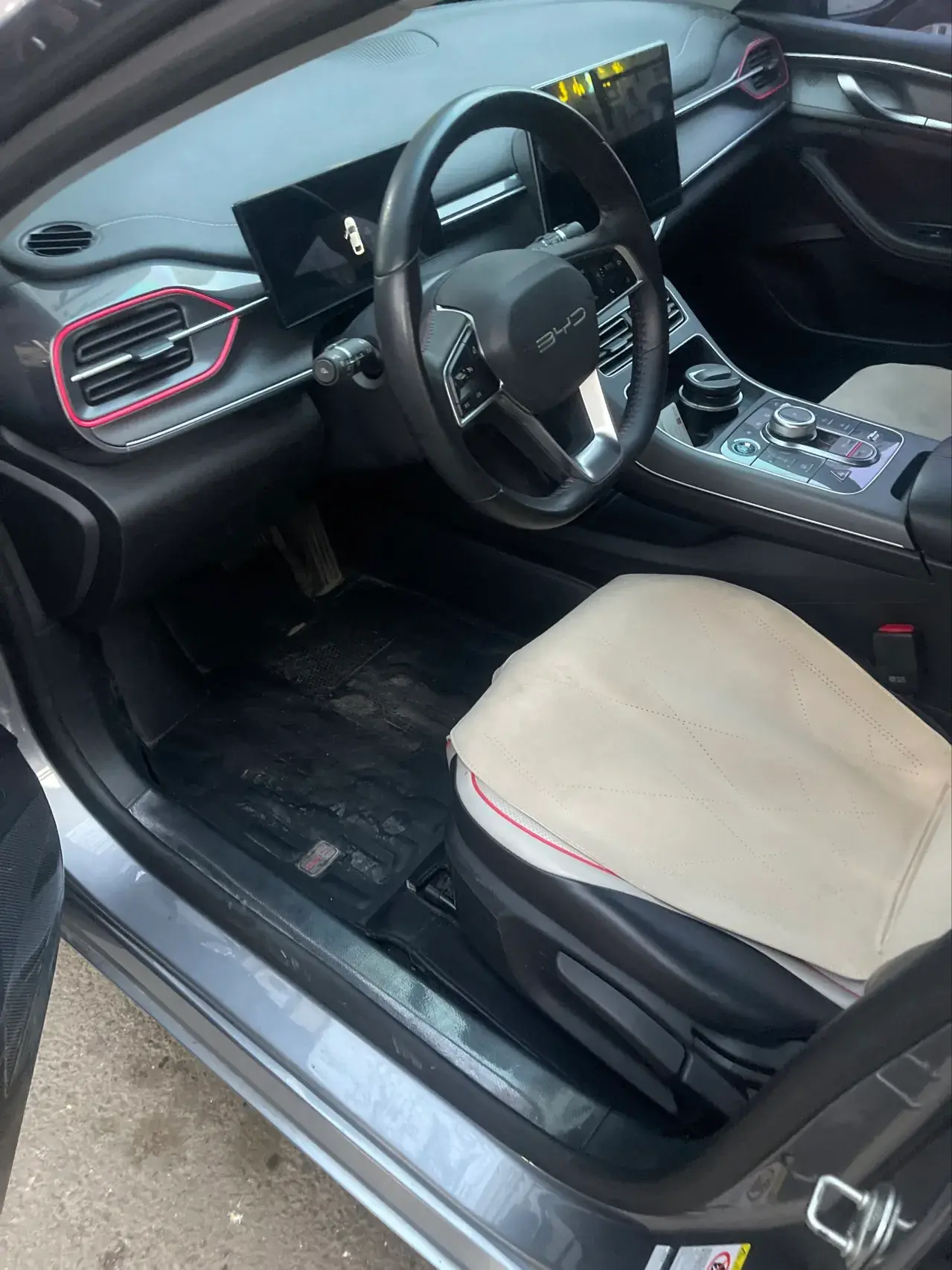 2022 BYD DESTROYER thumbnail 2