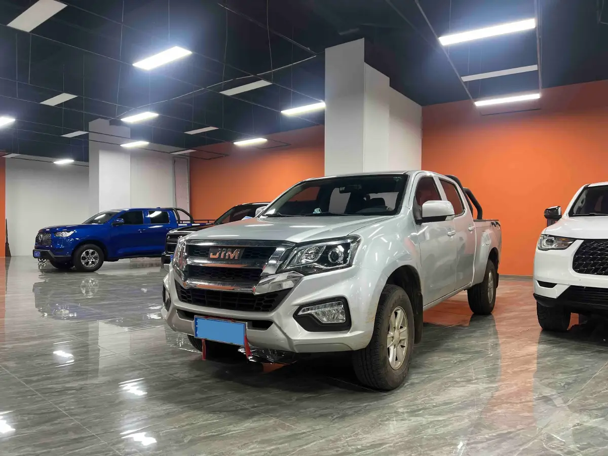 2020 Isuzu RE-MAX Jim 2.8T 120HP L4 5MT