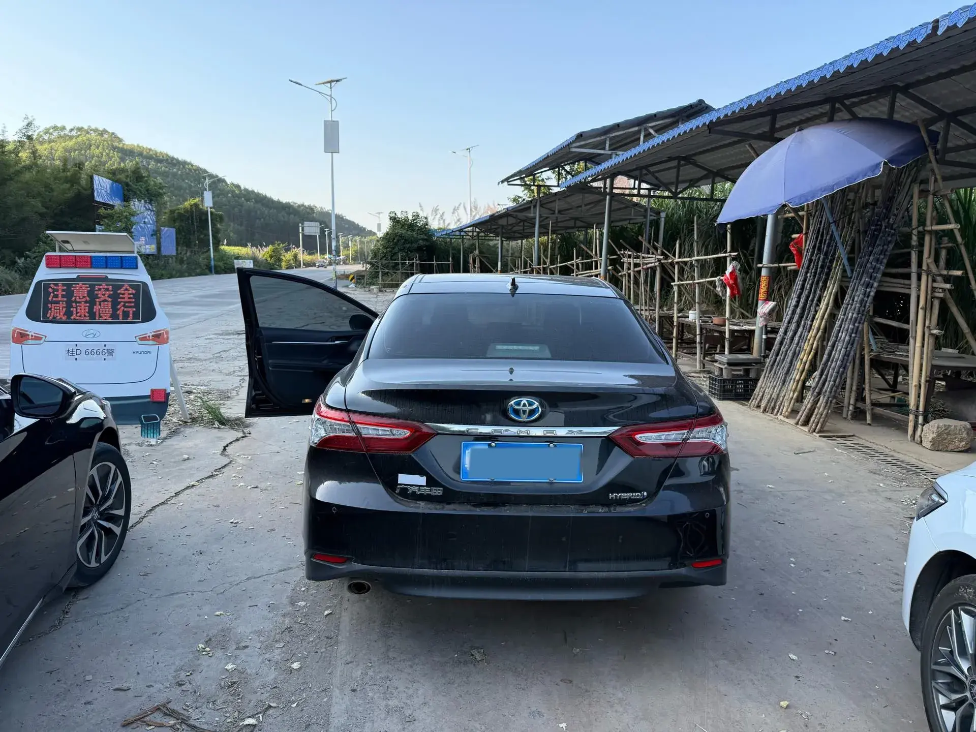 2021 TOYOTA CAMRY thumbnail 3