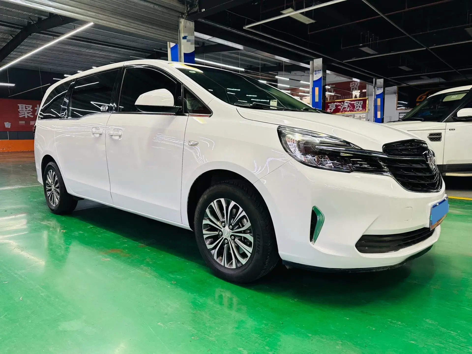 2022 BUICK GL8 thumbnail 3