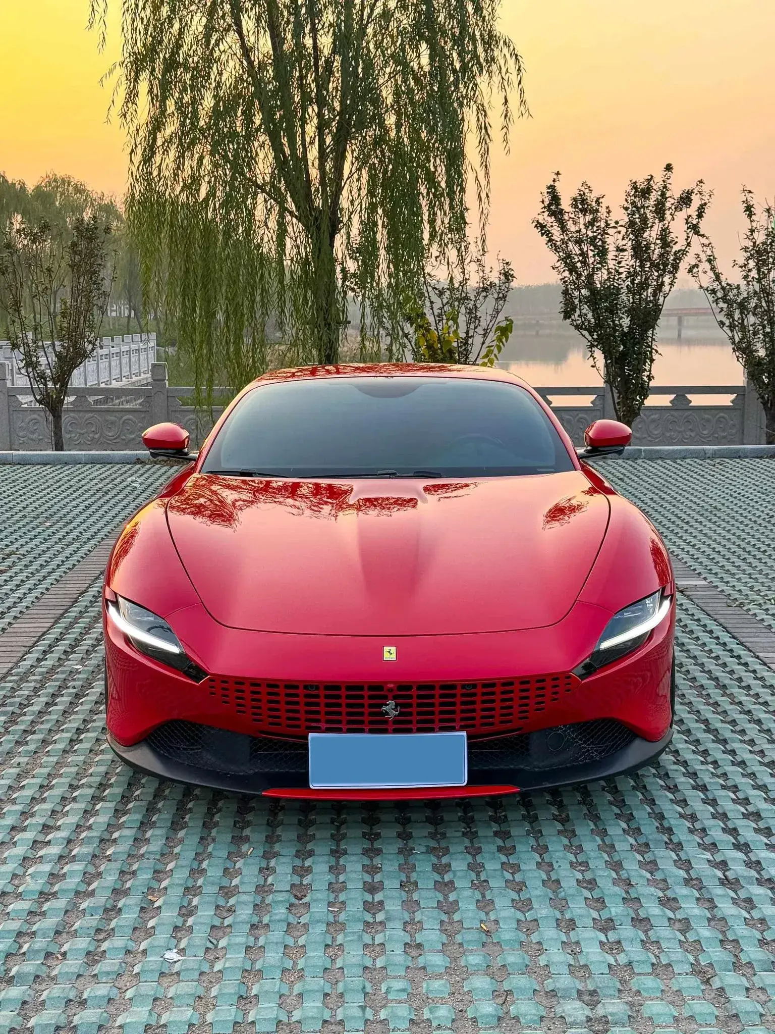 2020 FERRARI ROMA thumbnail 3