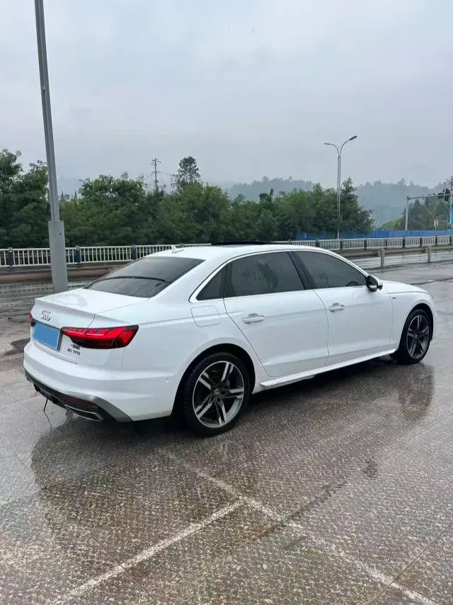 2020 Audi A4L 2.0T 150HP L4 7DCT,autocango,china used car exporter,china ev exporter,chinese used car exporter,chinese used ev exporter