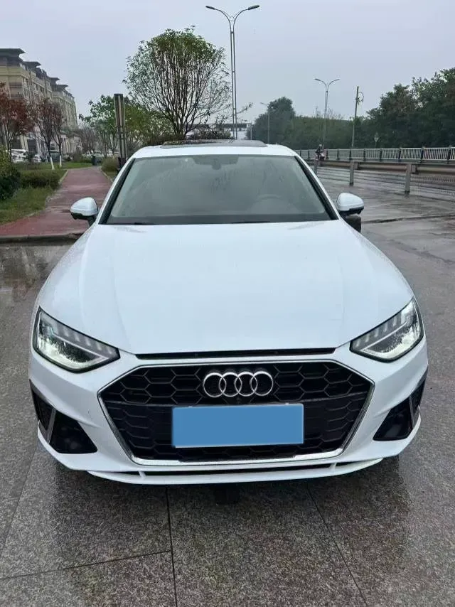 2020 Audi A4L 2.0T 150HP L4 7DCT,autocango,china used car exporter,china ev exporter,chinese used car exporter,chinese used ev exporter
