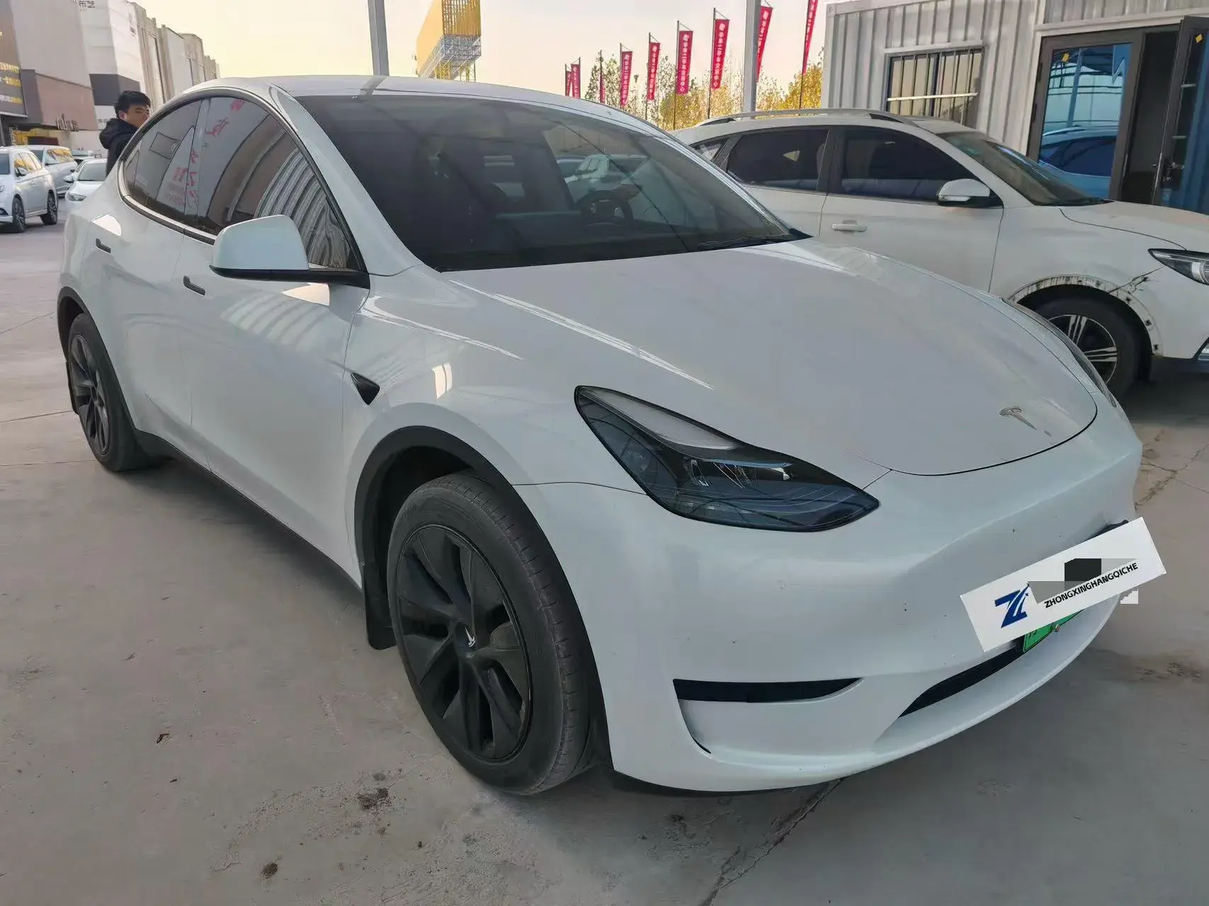 2024 TESLA MODEL thumbnail 3