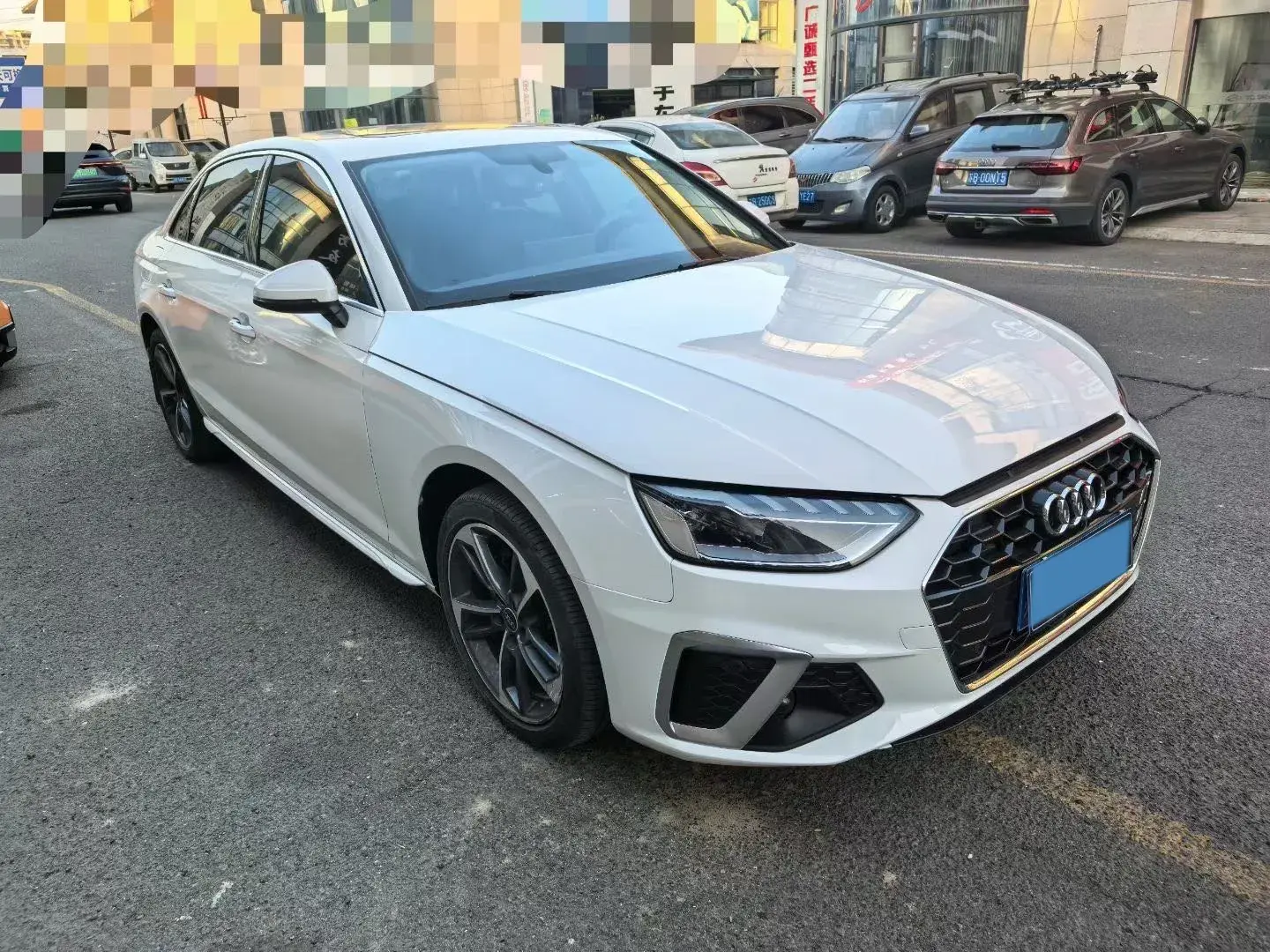 2023 AUDI A4L thumbnail 3