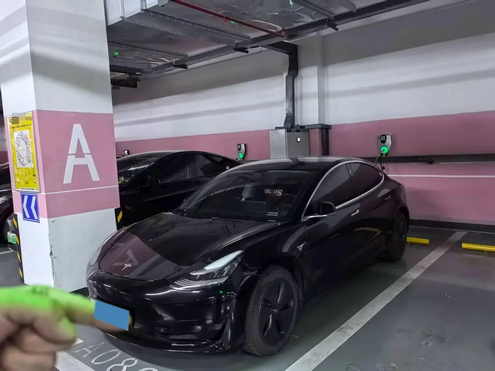 2020 TESLA MODEL view 1