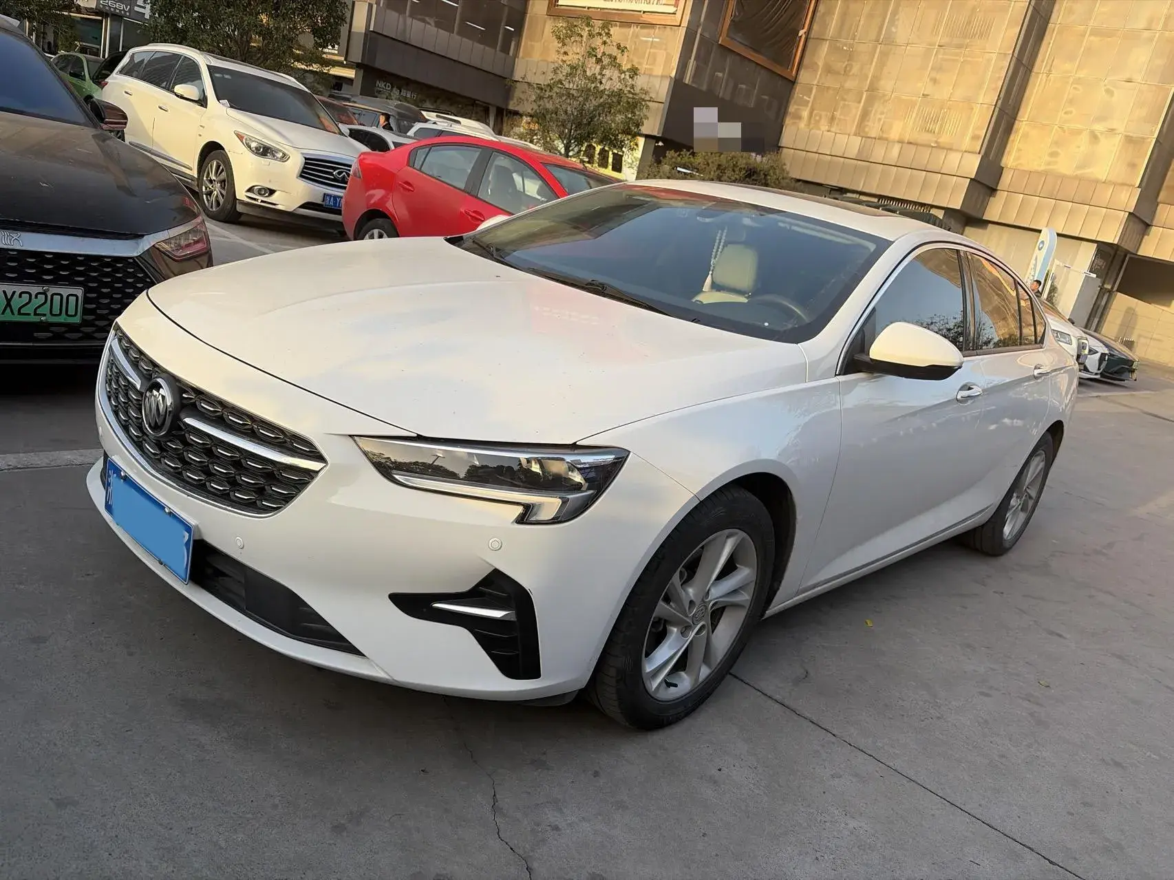 2020 BUICK REGAL view 1