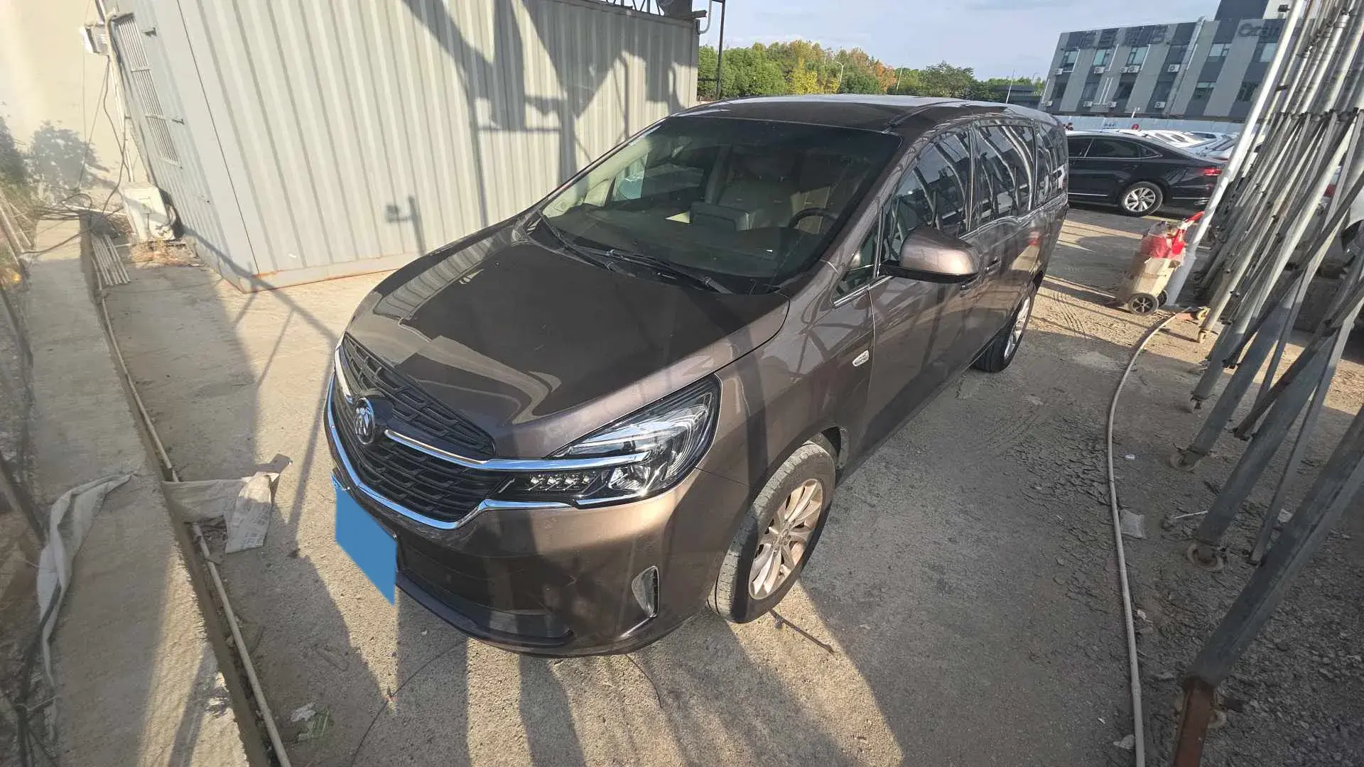 2022 BUICK GL8 view 1