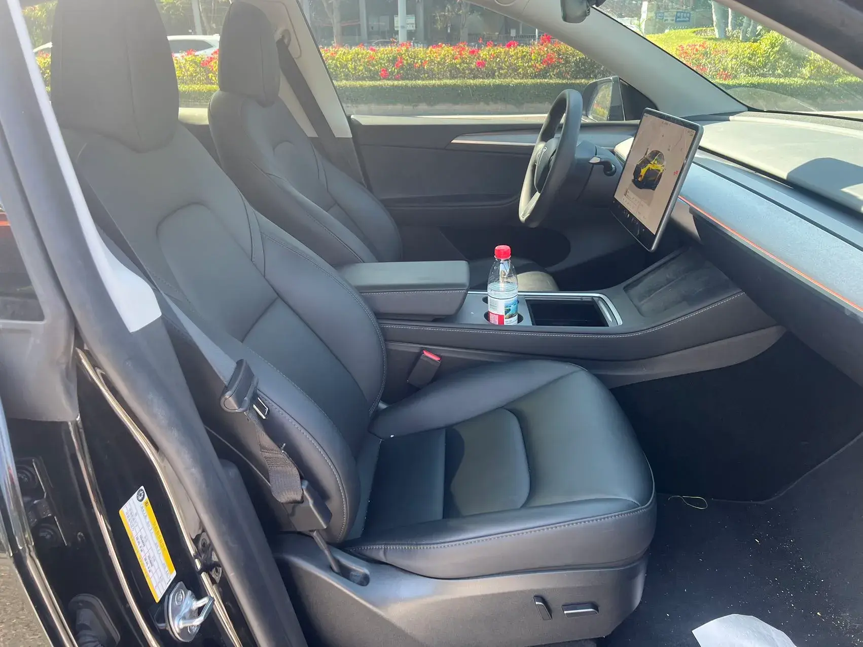 2023 TESLA MODEL thumbnail 4