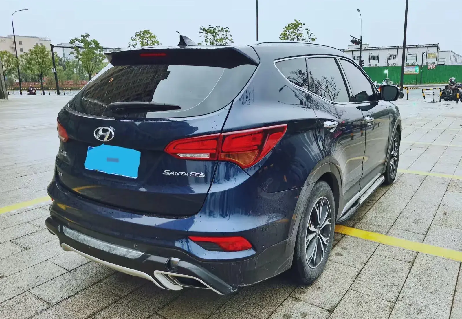 2017 HYUNDAI SANTAFE thumbnail 2