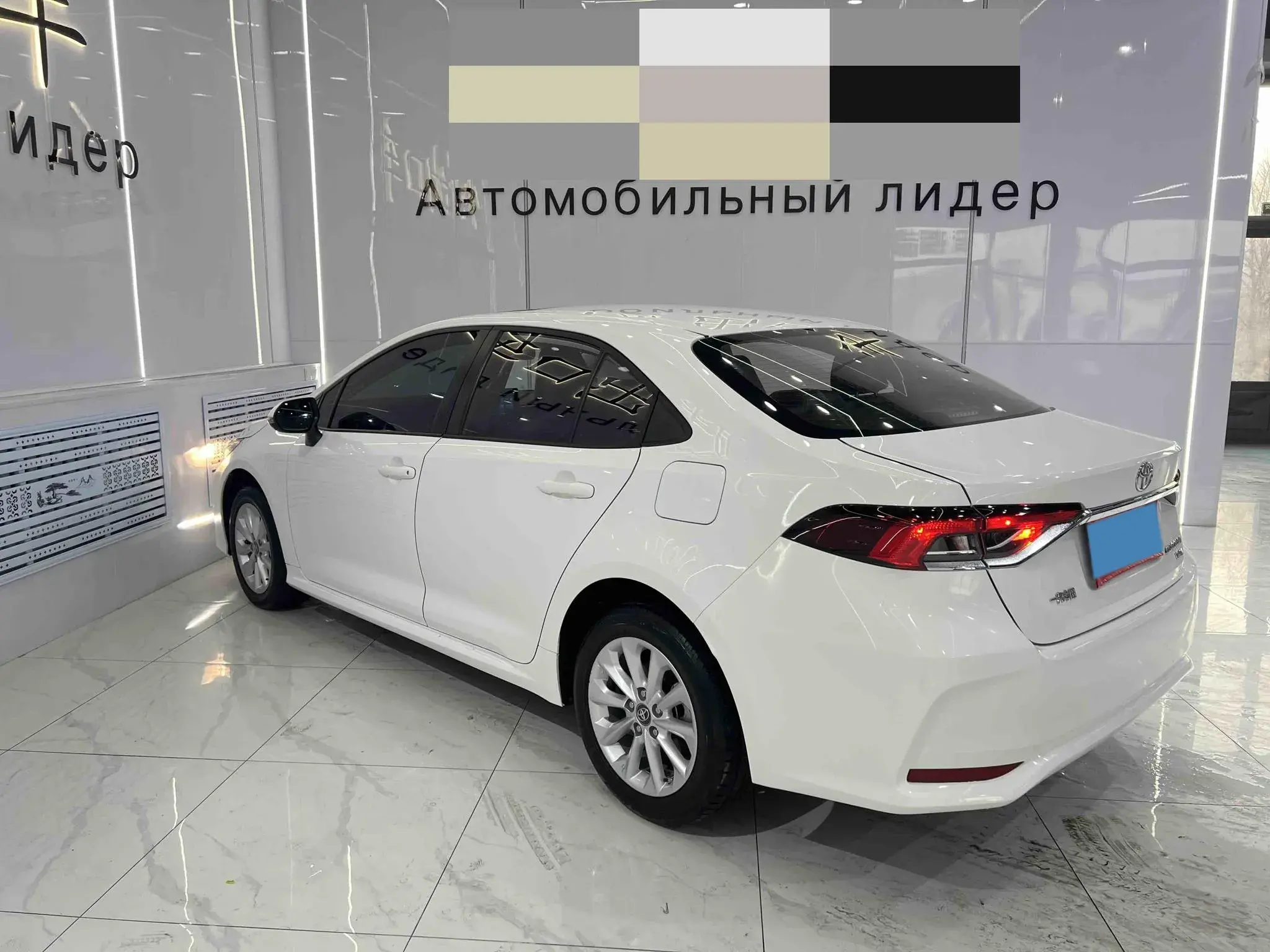 2021 TOYOTA COROLLA thumbnail 4