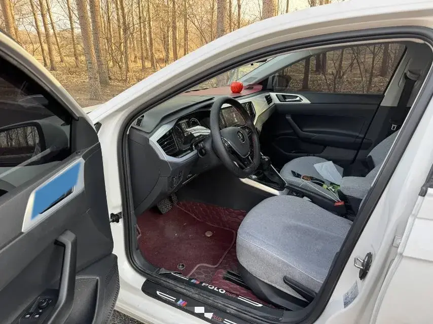 2023 VOLKSWAGEN POLO thumbnail 4