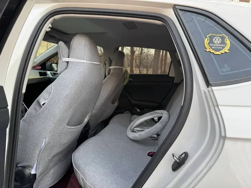 2023 VOLKSWAGEN POLO thumbnail 3