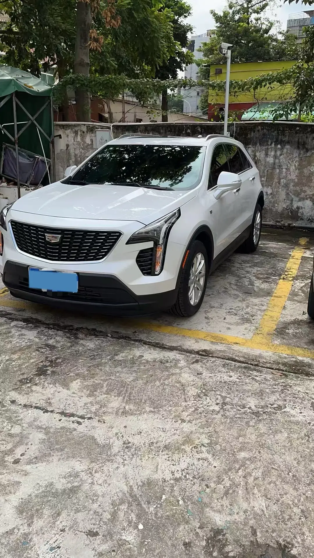 2022 CADILLAC XT4 view 1