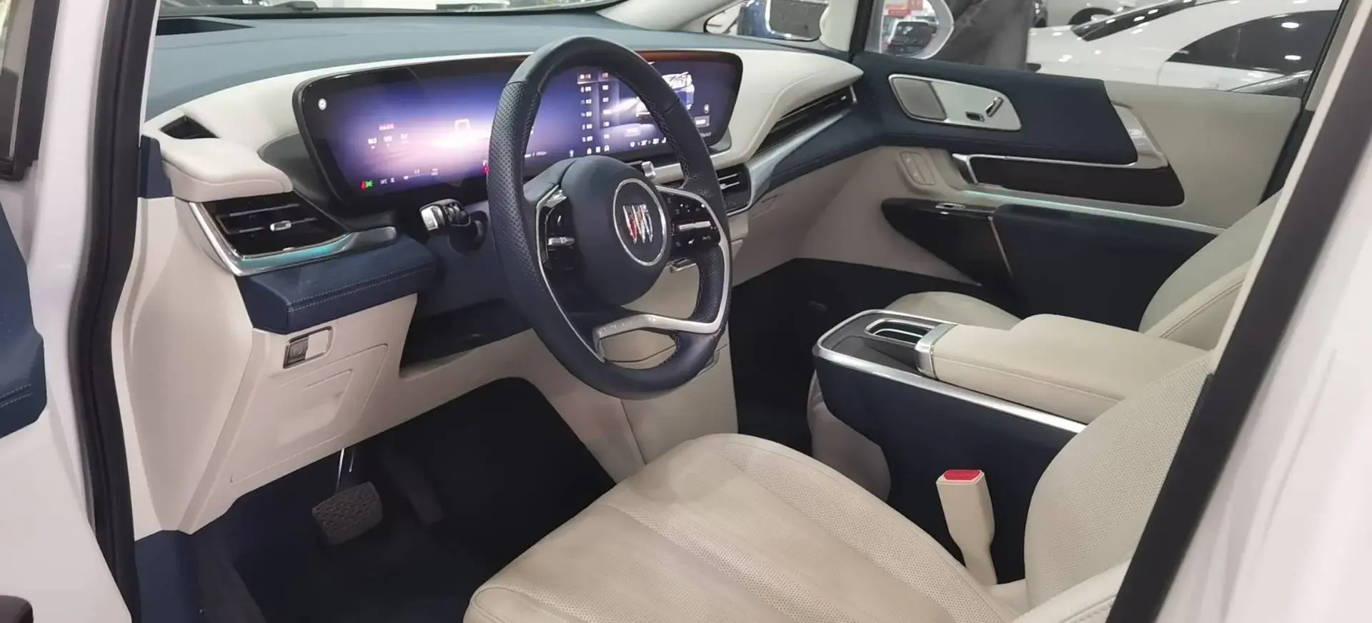 2023 BUICK CENTURY thumbnail 3