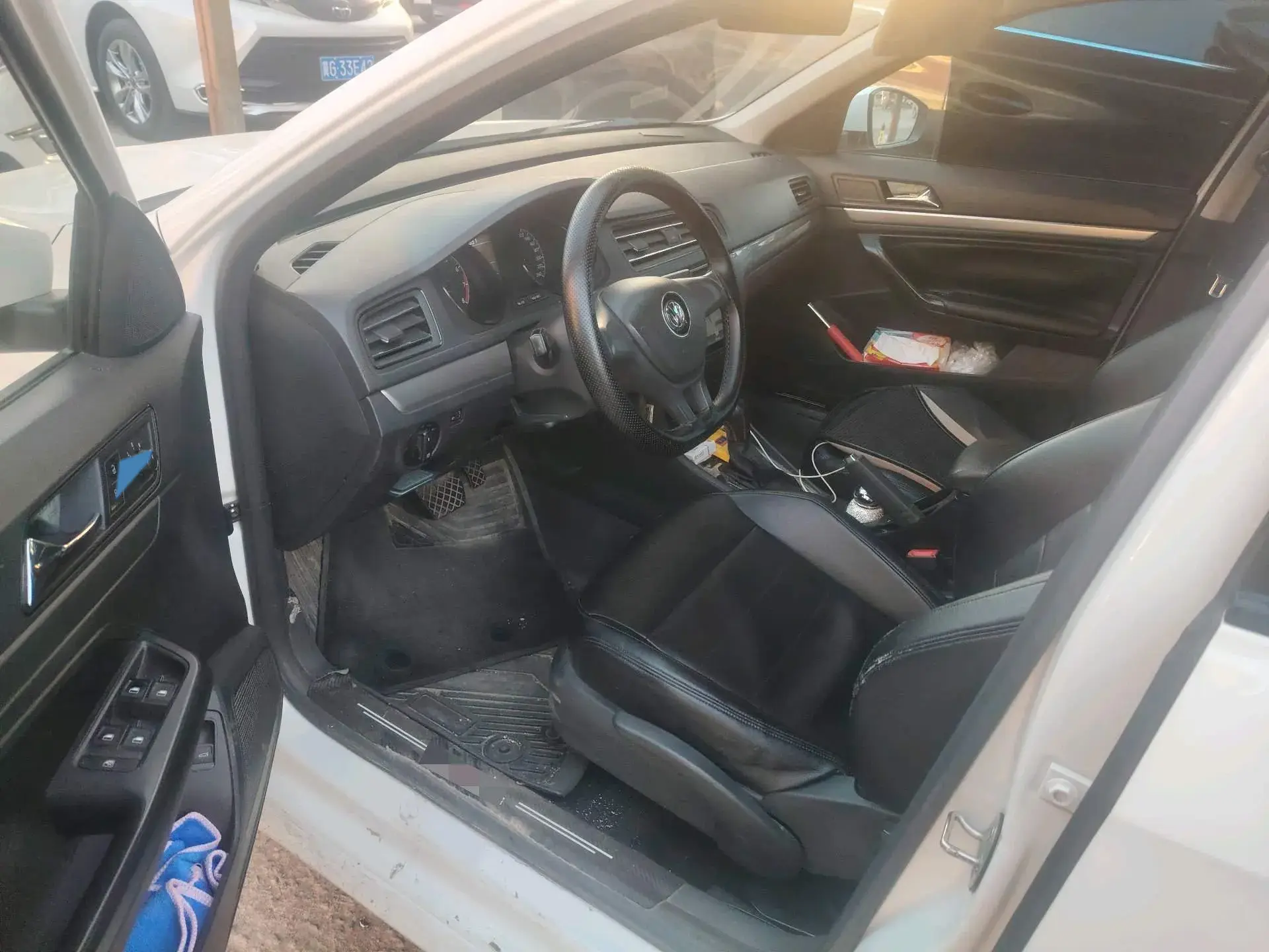 2019 VOLKSWAGEN LAVIDA thumbnail 4