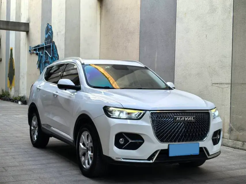 2021 HAVAL H6 thumbnail 3
