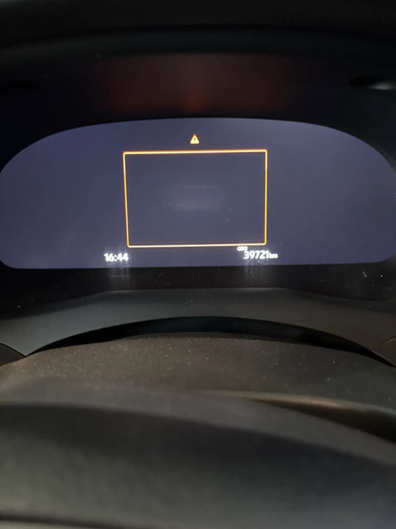 2023 TOYOTA CAMRY thumbnail 3