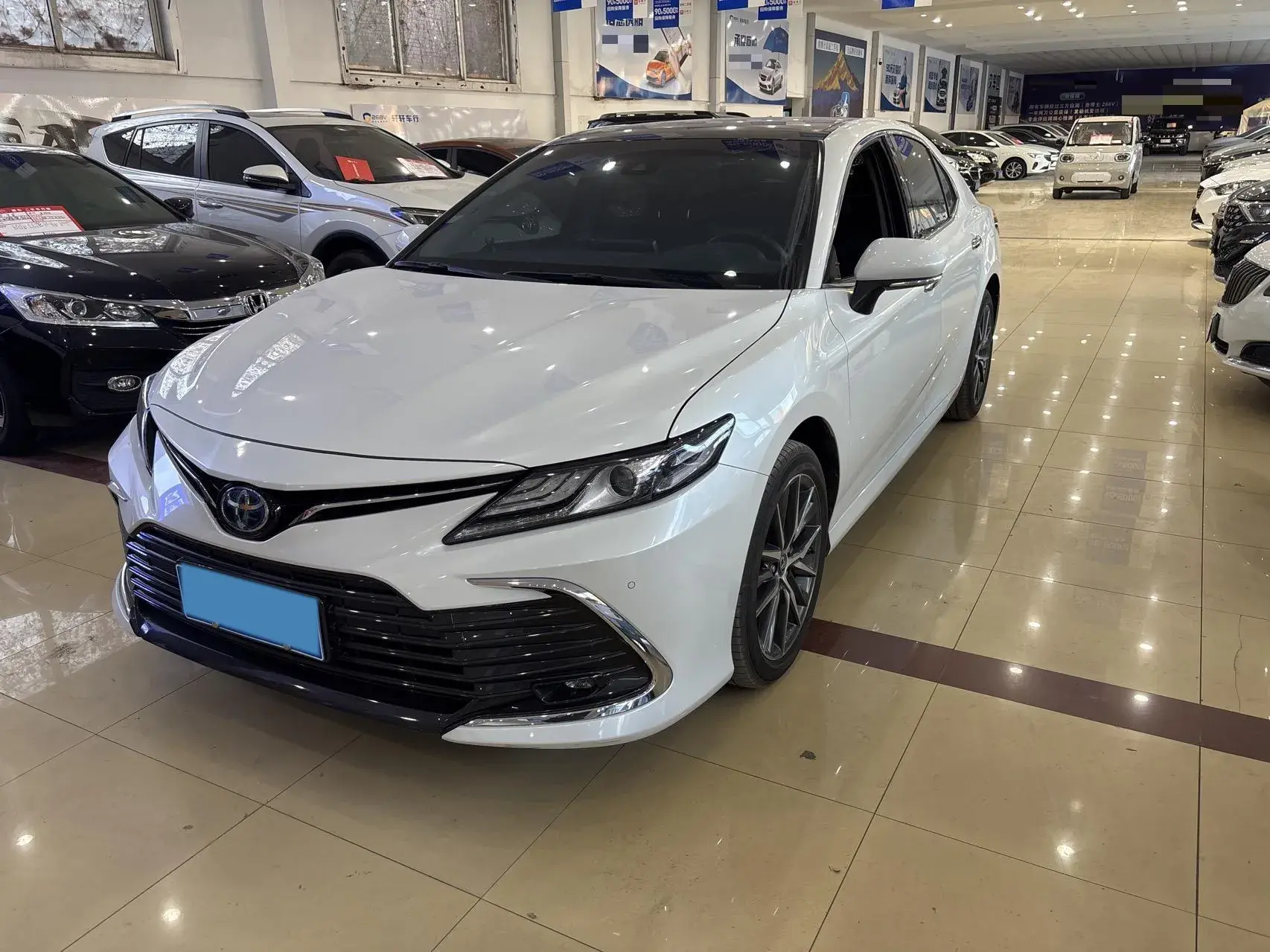 2023 TOYOTA CAMRY view 1
