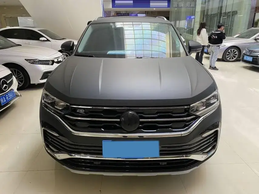 2020 VOLKSWAGEN TAYRON thumbnail 3