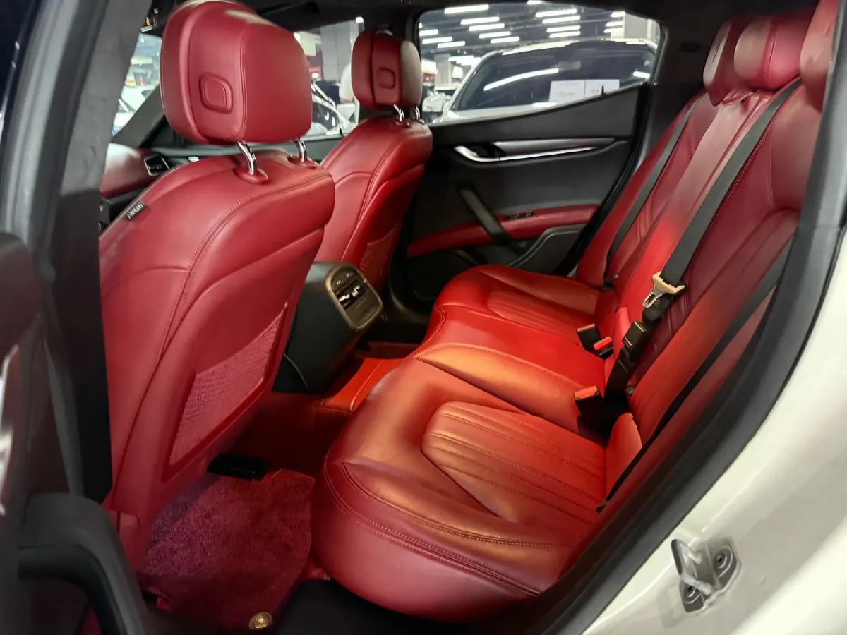 2017 Maserati Ghibli 3.0T 350HP V6 8AT,autocango,china used car exporter,china ev exporter,chinese used car exporter,chinese used ev exporter