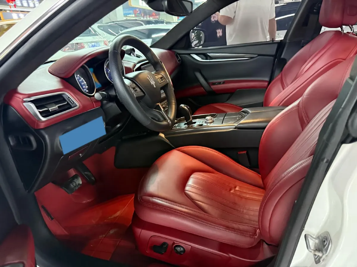 2017 Maserati Ghibli 3.0T 350HP V6 8AT,autocango,china used car exporter,china ev exporter,chinese used car exporter,chinese used ev exporter