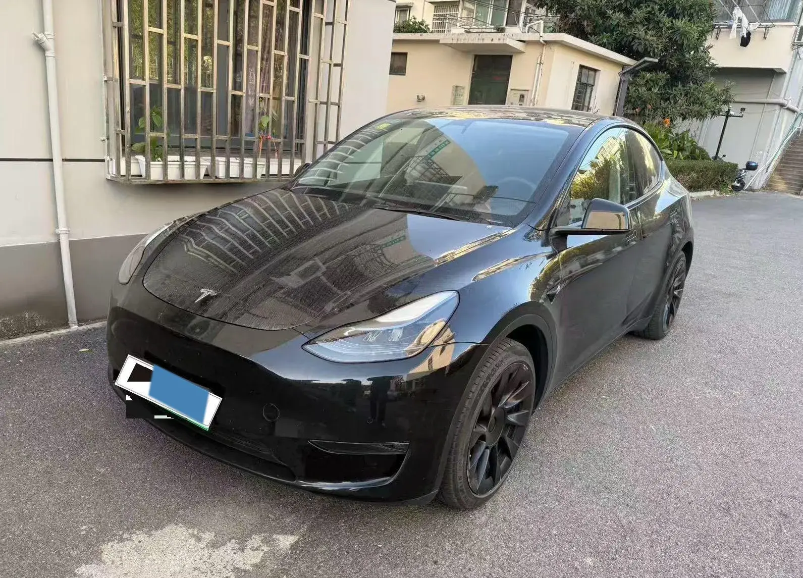 2021 TESLA MODEL view 1