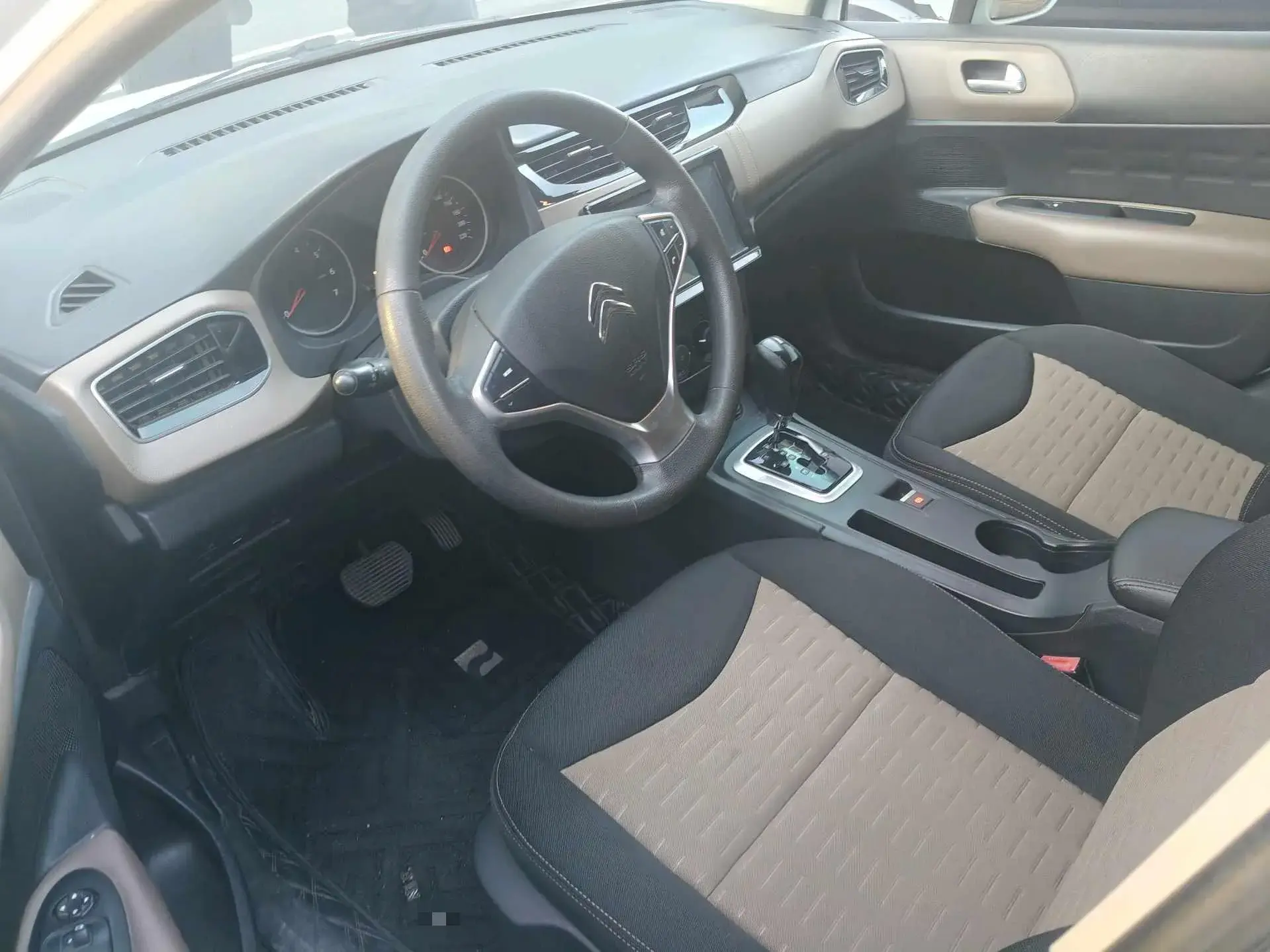 2018 CITROEN C4L thumbnail 2