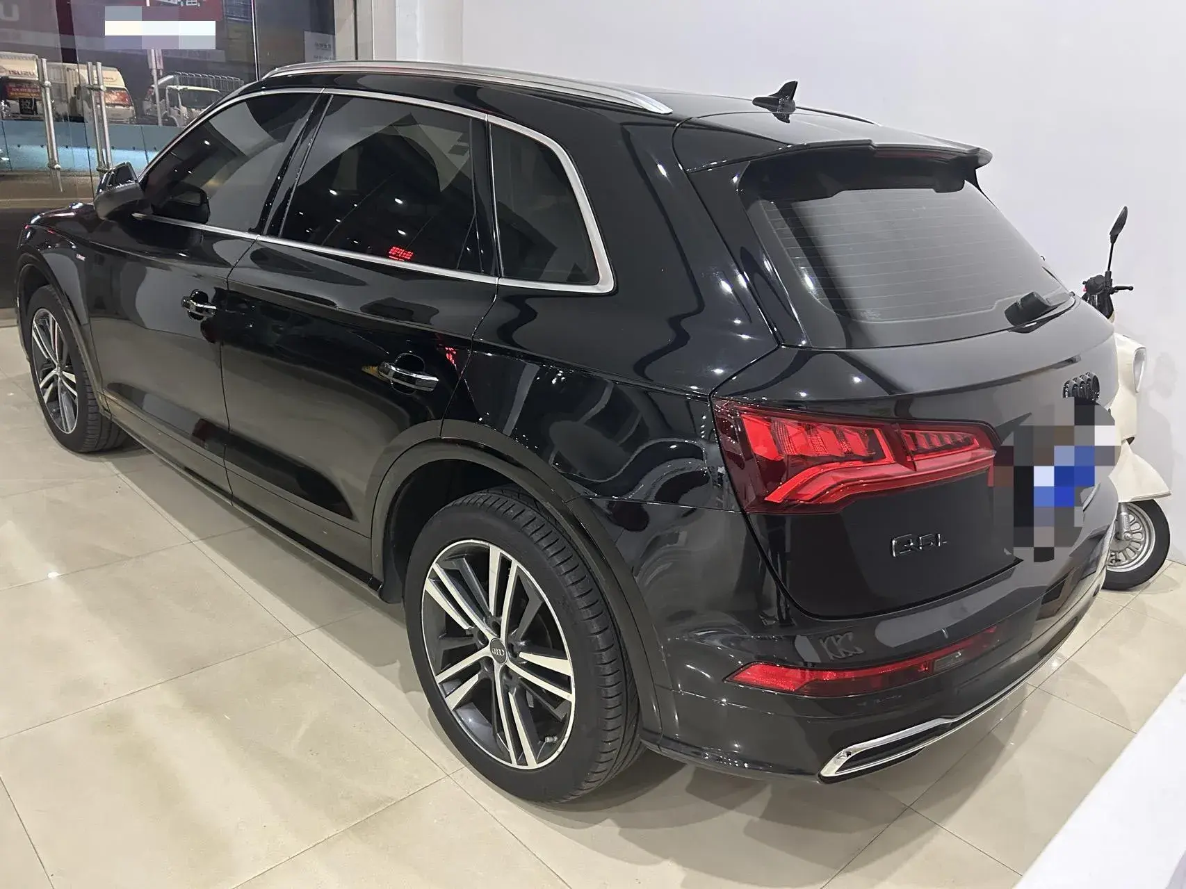 2020 AUDI Q5L thumbnail 3