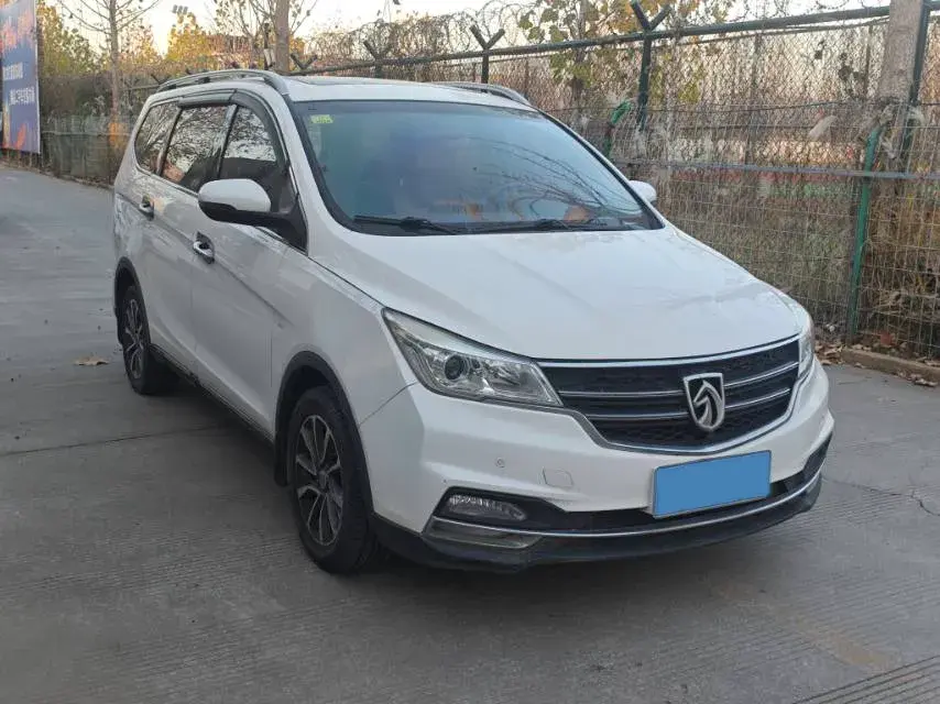 2017 BAOJUN 730 thumbnail 2