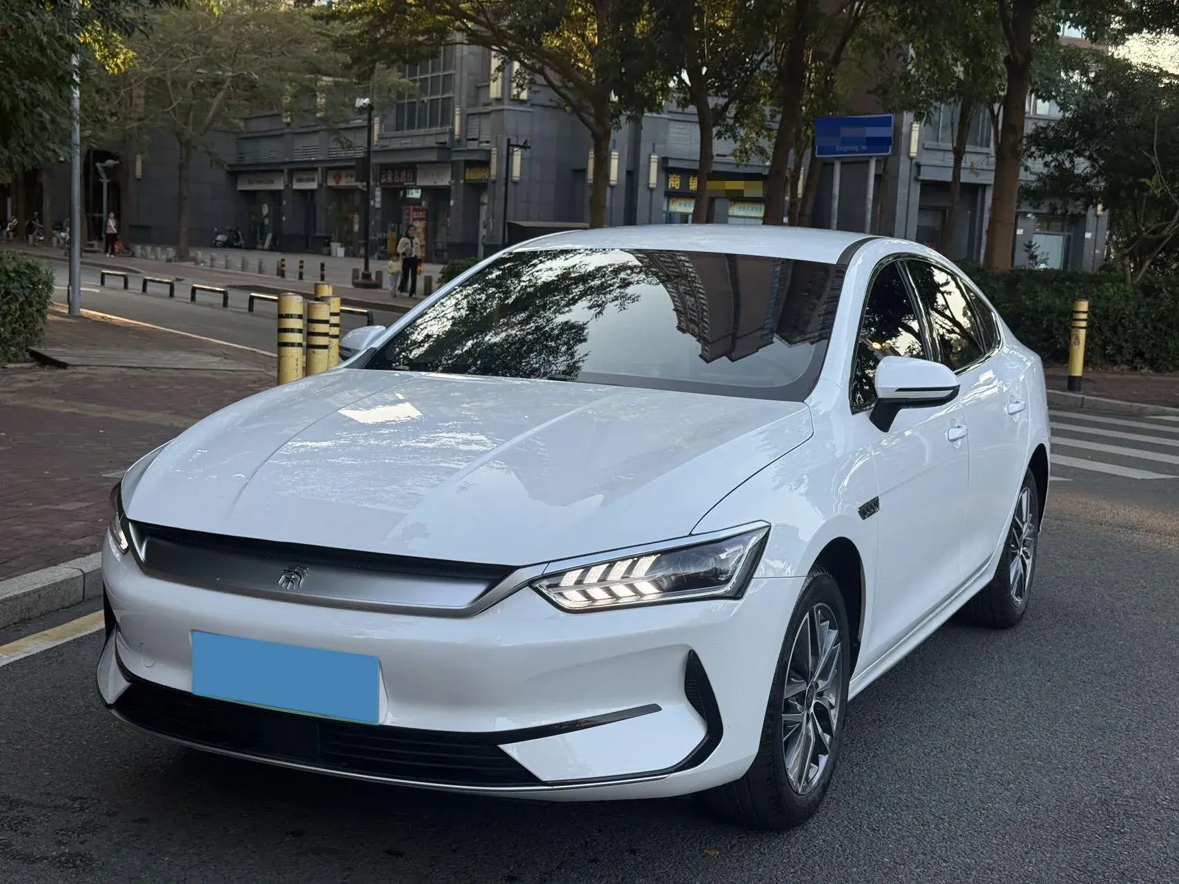 2023 BYD QIN view 1