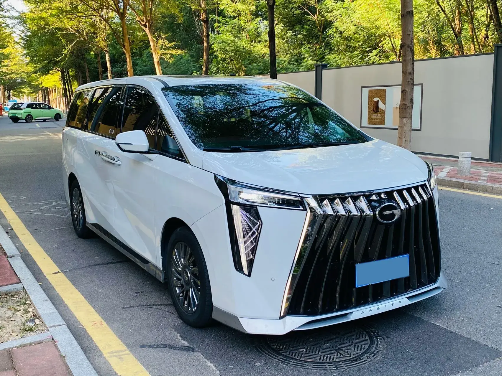 2023 GAC TRUMPCHI thumbnail 3