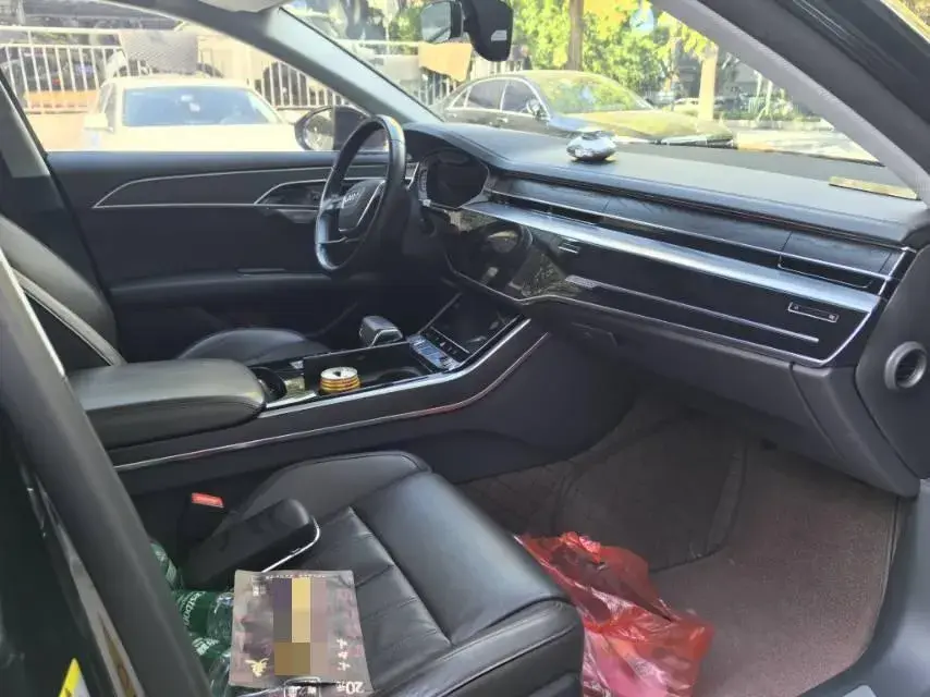 2019 AUDI A8 thumbnail 2