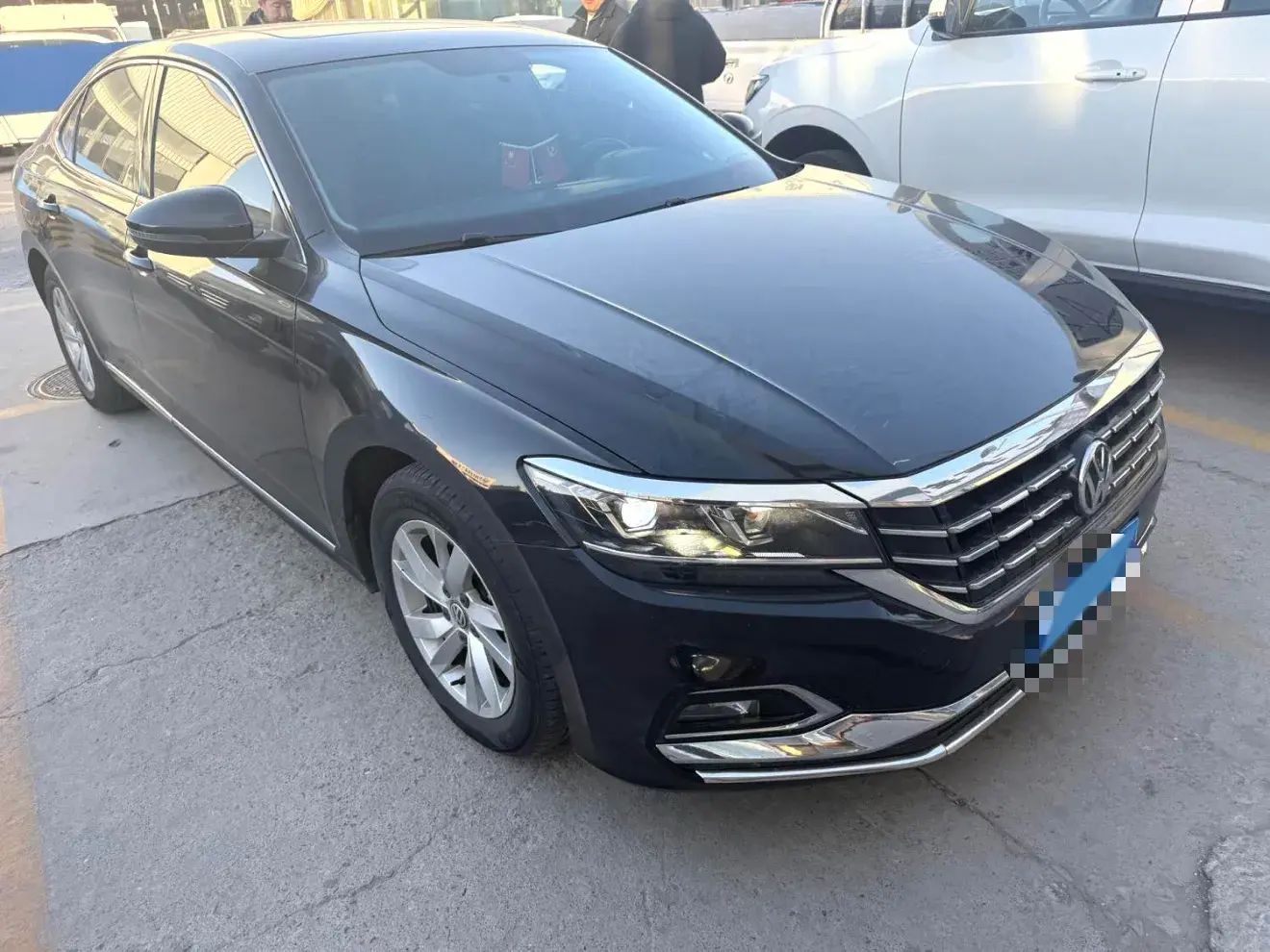 2020 VOLKSWAGEN PASSAT thumbnail 2