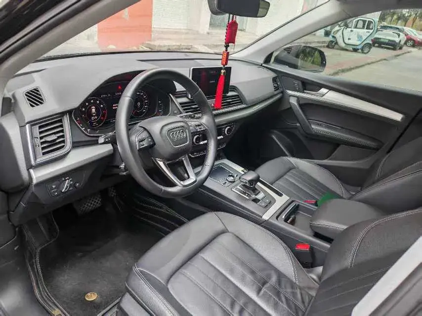 2020 AUDI Q5L thumbnail 4