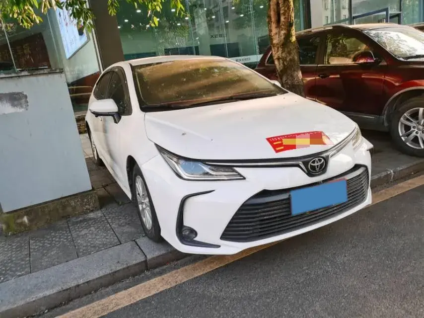 2021 TOYOTA COROLLA thumbnail 2