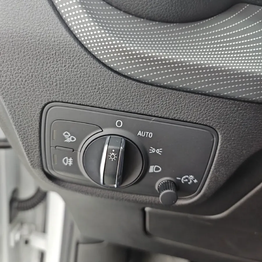 2021 Audi Q2L 1.4T 150HP L4 7DCT,autocango,china used car exporter,china ev exporter,chinese used car exporter,chinese used ev exporter