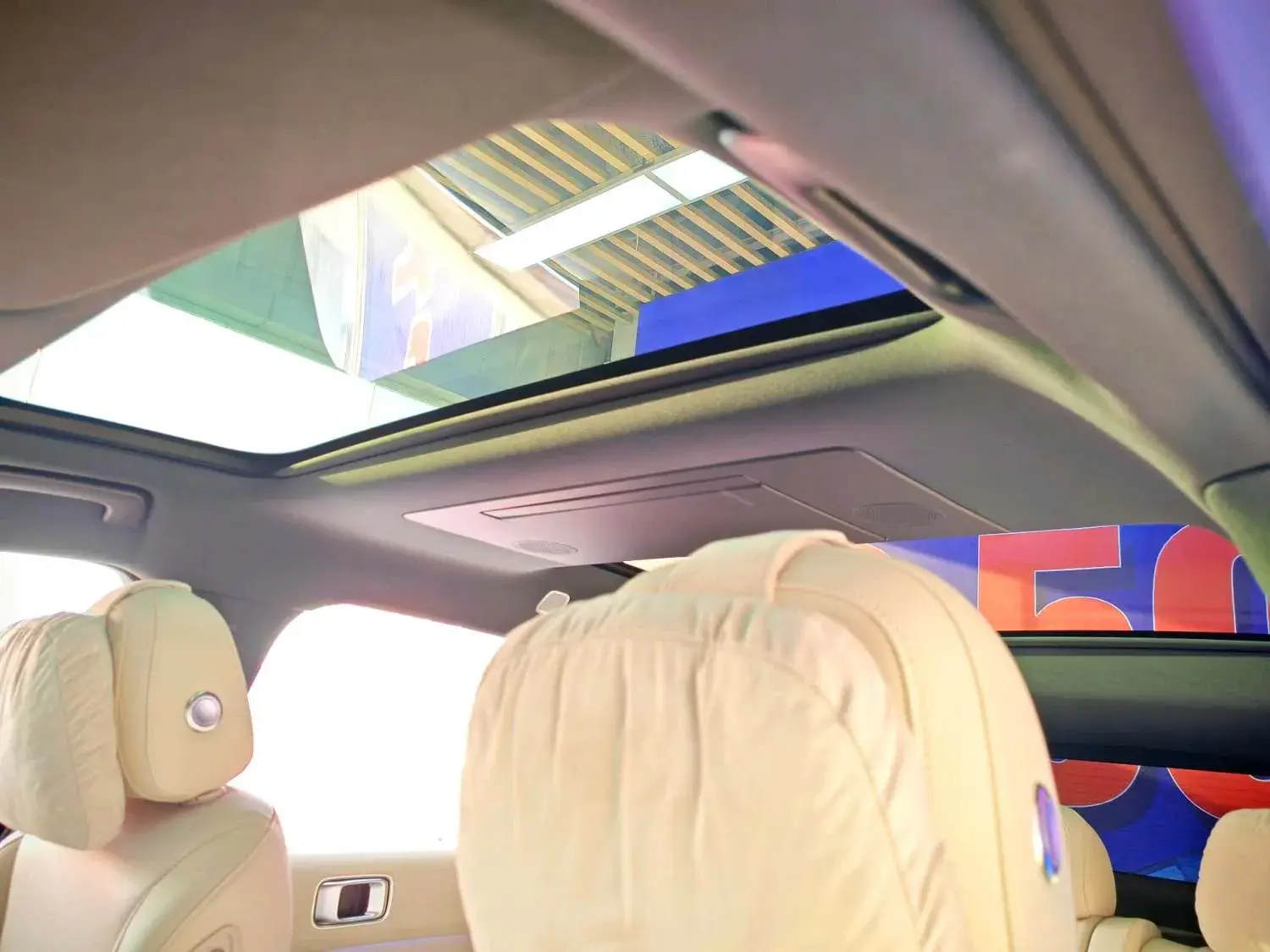 2023 LI L7 thumbnail 2