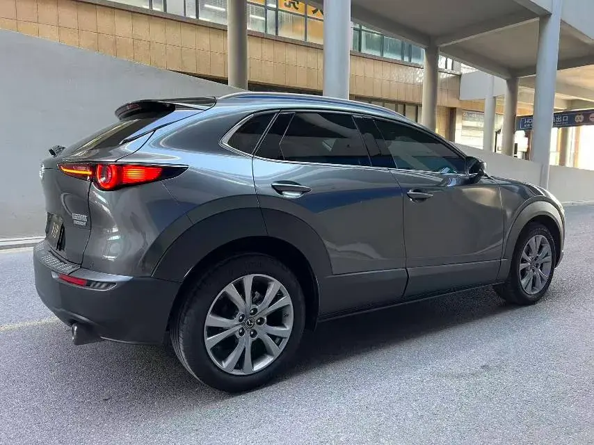 2020 MAZDA CX-30 thumbnail 4