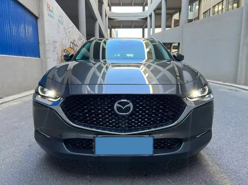 2020 MAZDA CX-30 thumbnail 2