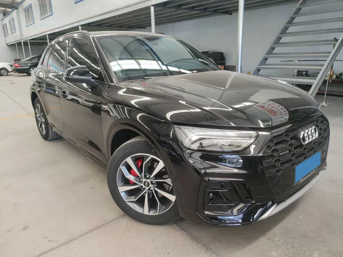 2024 AUDI Q5L thumbnail 2