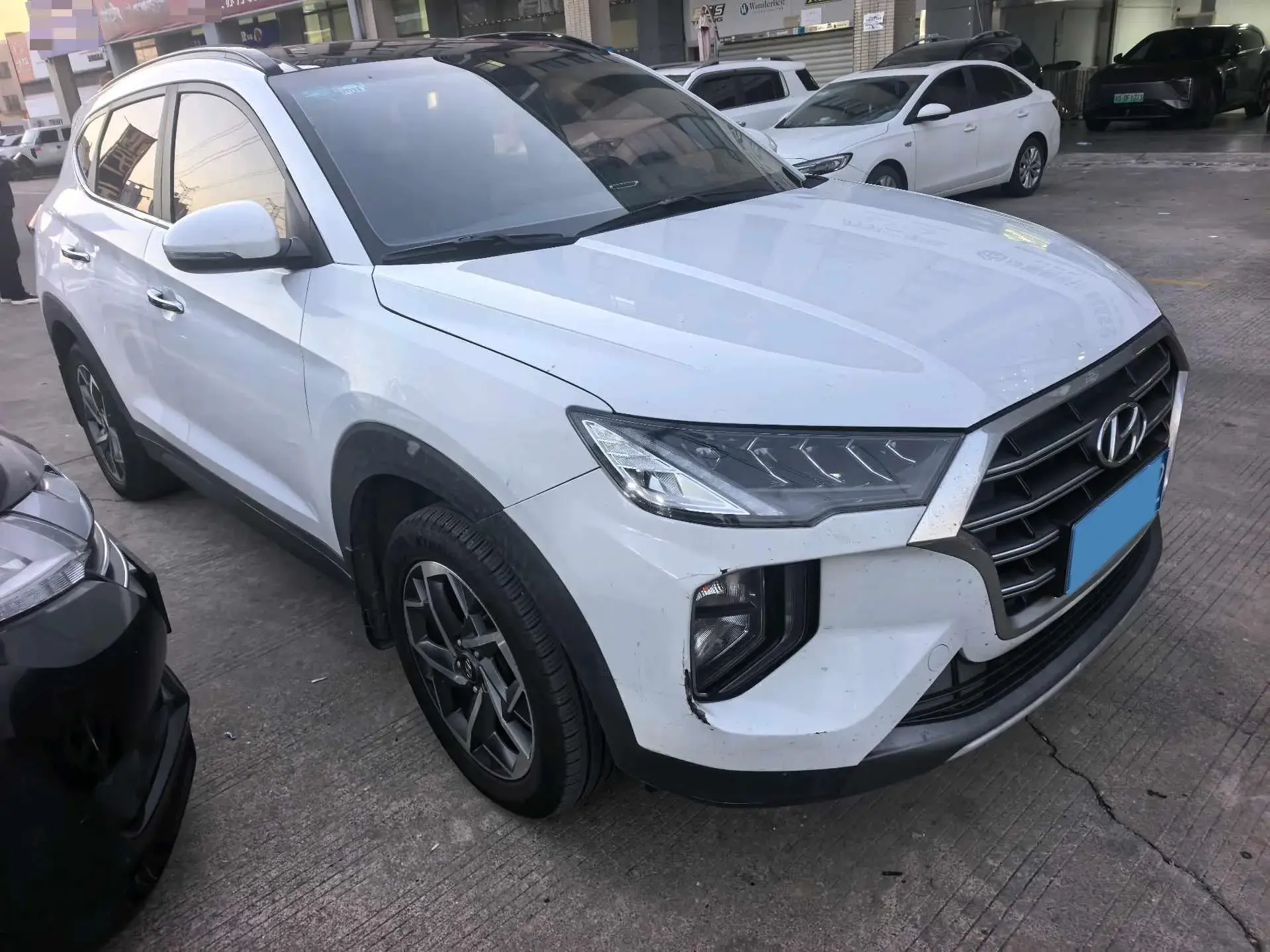 2020 HYUNDAI TUCSON thumbnail 2