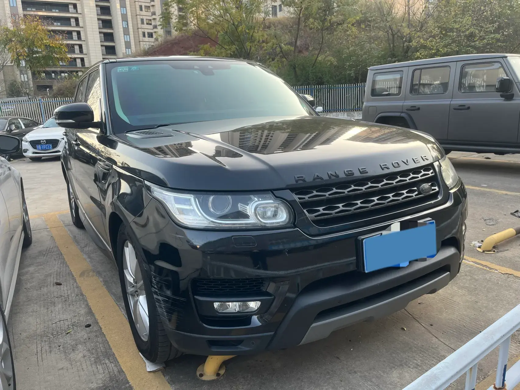 2017 LAND ROVER thumbnail 2