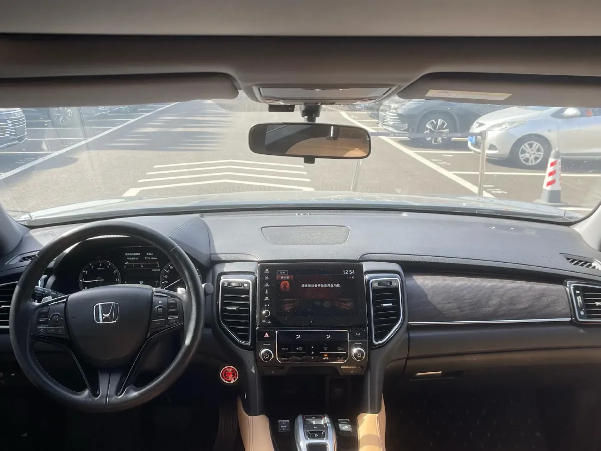 2020 Honda UR-V 2.0T 272HP L4 9AT,autocango,china used car exporter,china ev exporter,chinese used car exporter,chinese used ev exporter