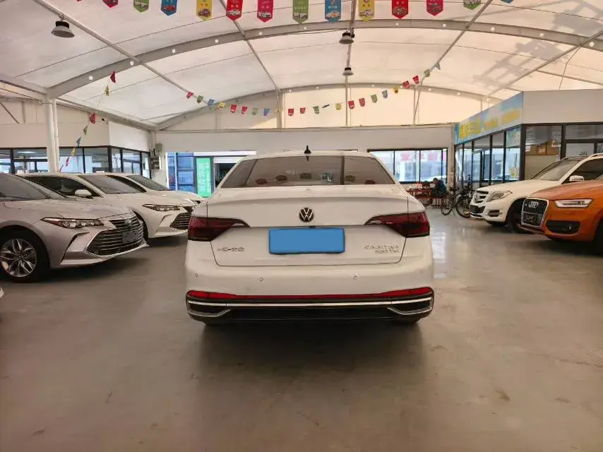 2023 VOLKSWAGEN SAGITAR thumbnail 2