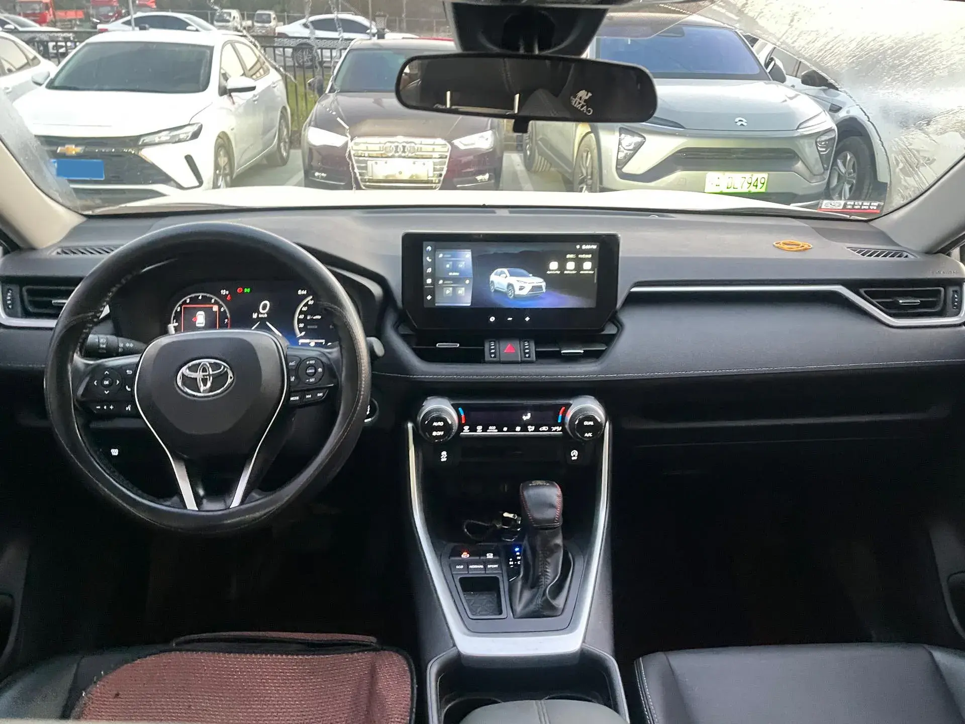 2023 TOYOTA WILDLANDER thumbnail 4