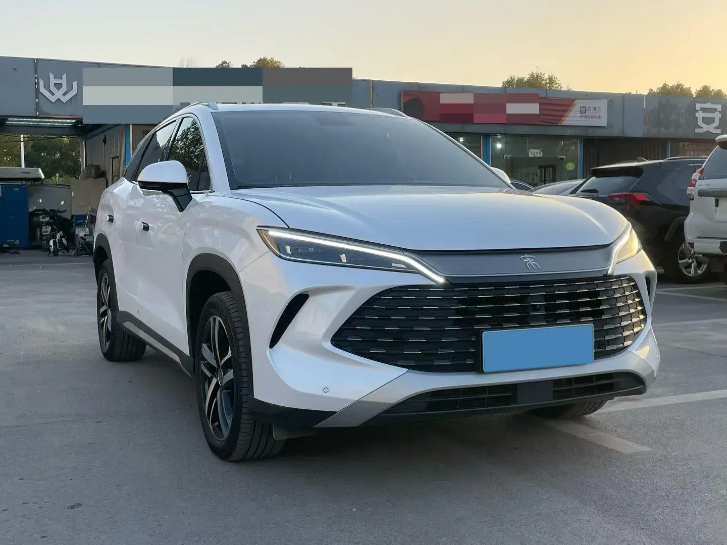 2024 BYD SONGL thumbnail 2