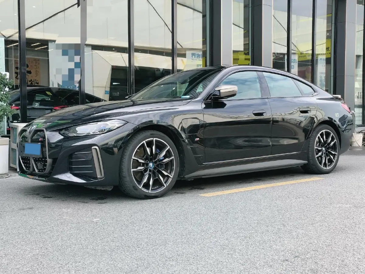 2023 BMW i4 M BEV 83.9KWH