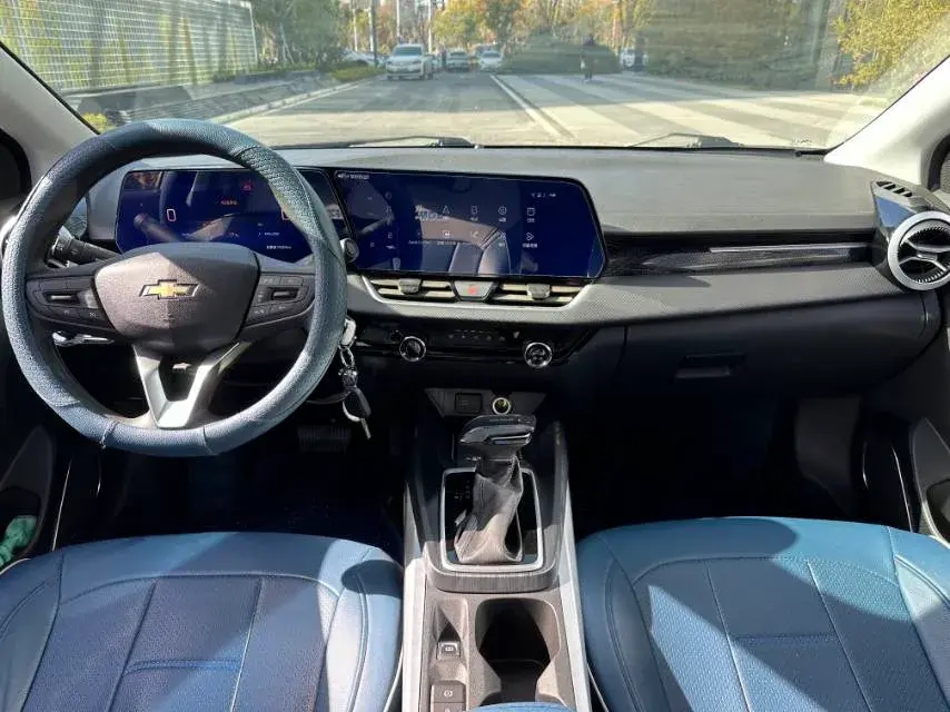 2023 CHEVROLET MONZA thumbnail 4